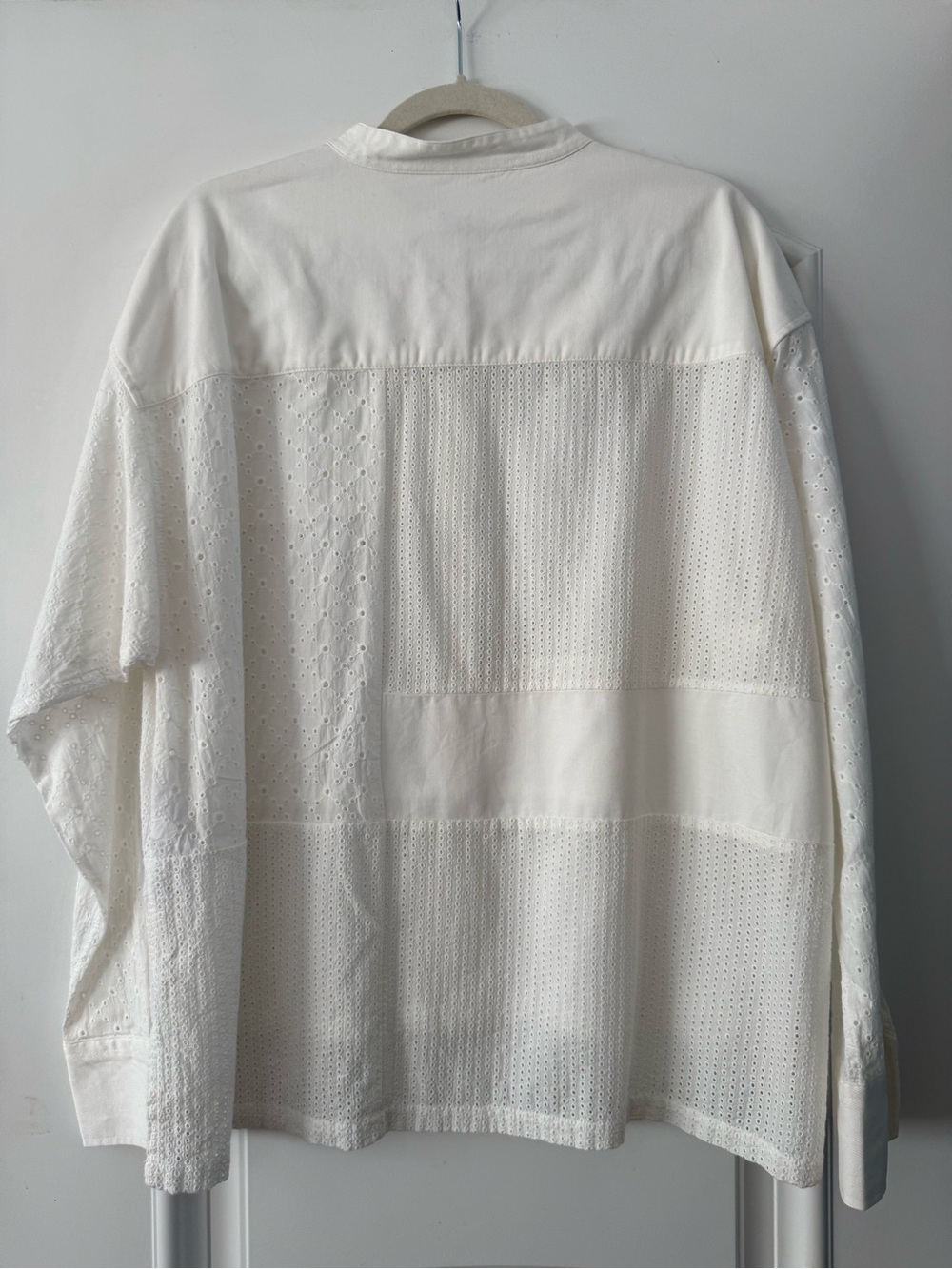 CLOSED /// White Eyelet Button-Down Women's Shirt Size - Picture 12 of 13